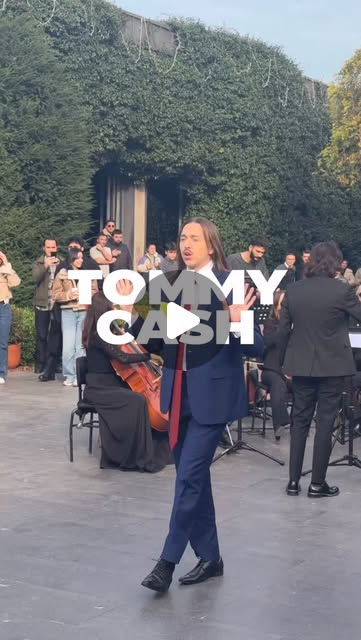 Tommy Cash Symphonic Flashmob